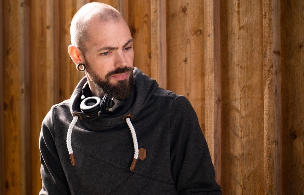 66c971193c04-29-127778436